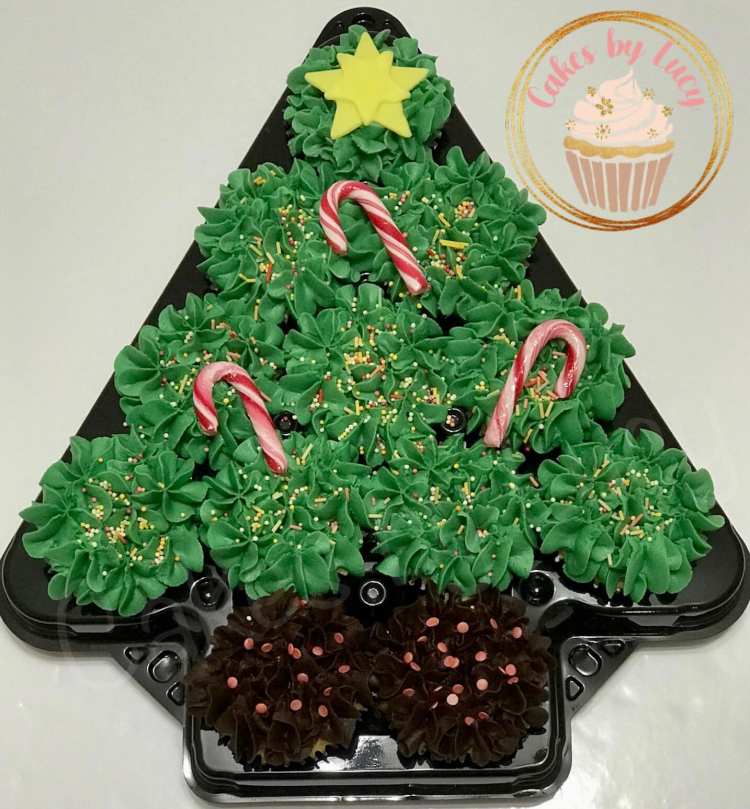 Christmas Tree Platter Cupcakes