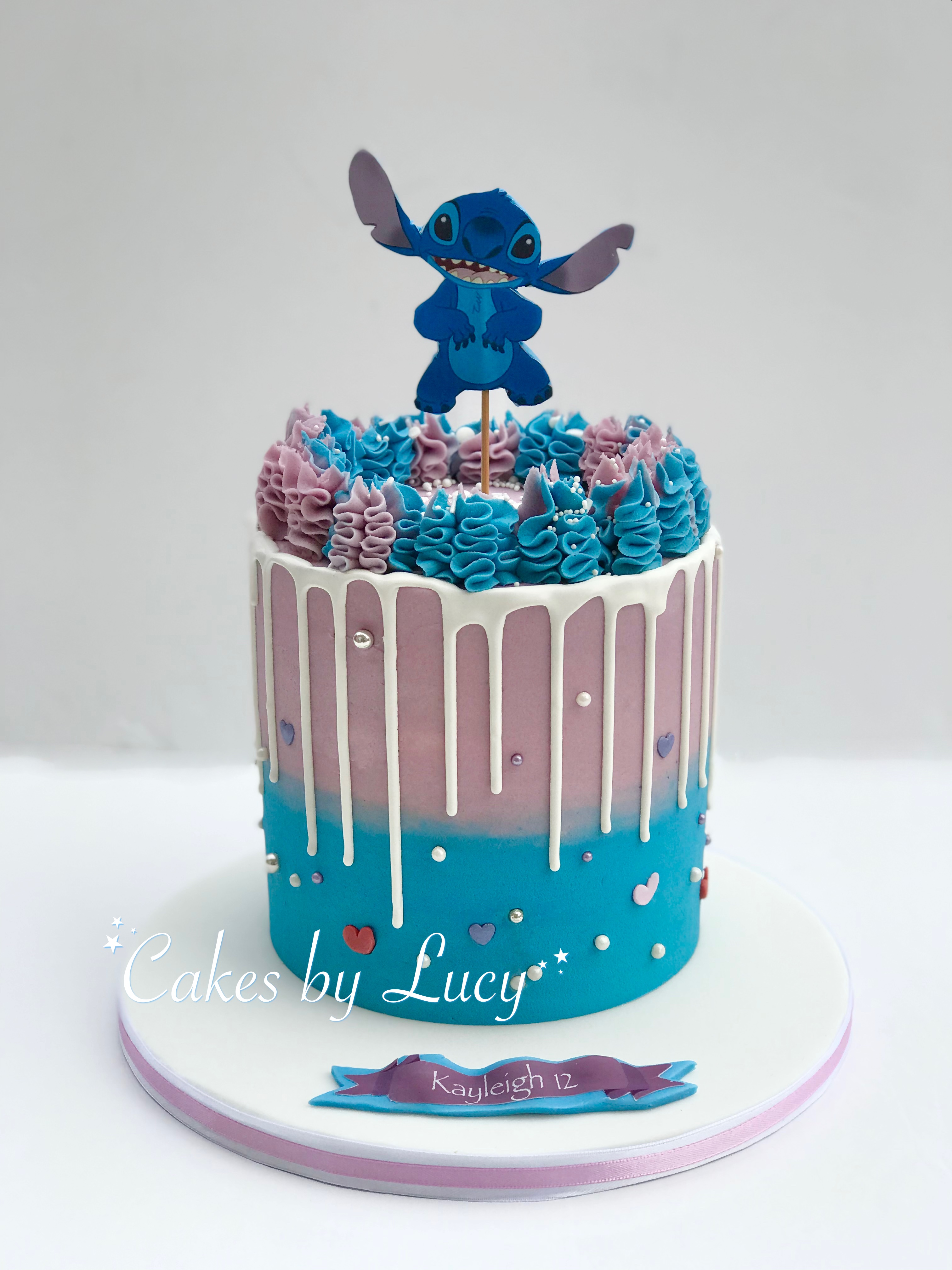Stitch drip cake